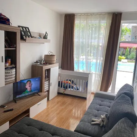 Апартаменты на солнечном берегу *